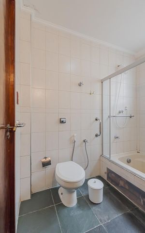 Apartamento à venda com 115m², 2 quartos e 1 vagaBanheiro 1