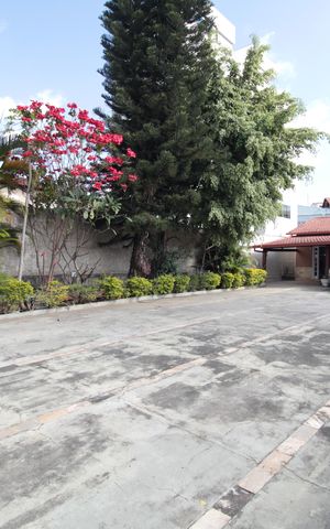 Casa à venda com 411m², 3 quartos e 3 vagasGaragem