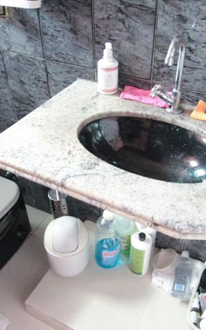 Casa à venda com 411m², 3 quartos e 3 vagasBanheiro da Suite