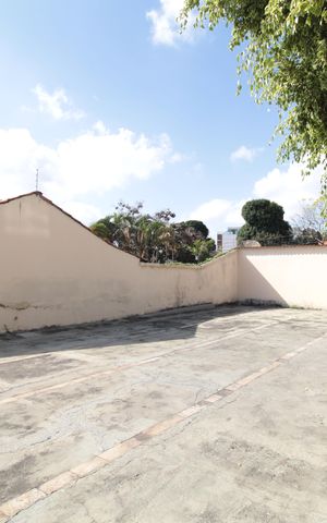 Casa à venda com 411m², 3 quartos e 3 vagasGaragem