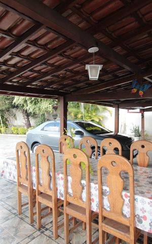 Casa à venda com 411m², 3 quartos e 3 vagasGaragem