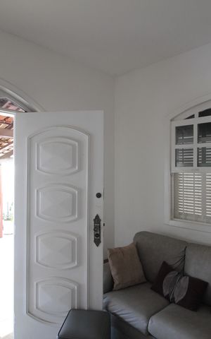 Casa à venda com 411m², 3 quartos e 3 vagasSala