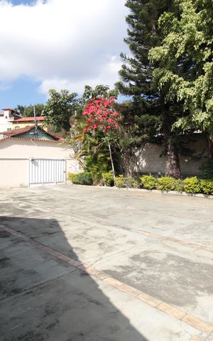 Casa à venda com 411m², 3 quartos e 3 vagasGaragem