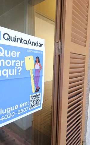 Apartamento para alugar com 102m², 2 quartos e sem vagaPlaca