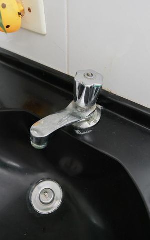 Casa à venda com 200m², 4 quartos e 2 vagasCasa 2 - Banheiro