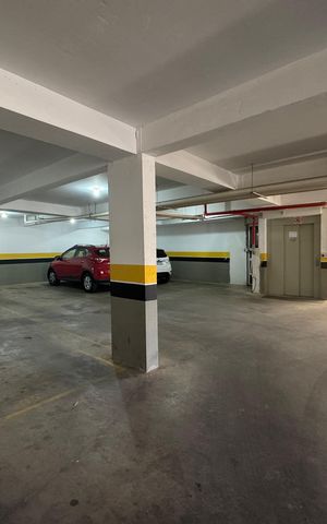 Apartamento à venda com 120m², 2 quartos e 2 vagas Apartamento à venda com 120m², 2 quartos e 2 vagasGaragem