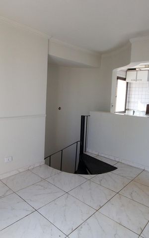 Apartamento à venda com 68m², 1 quarto e 1 vagaSala