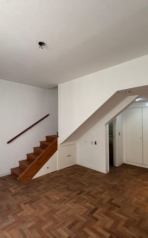 Apartamento à venda com 285m², 4 quartos e 3 vagas Apartamento à venda com 285m², 4 quartos e 3 vagasSuíte 3