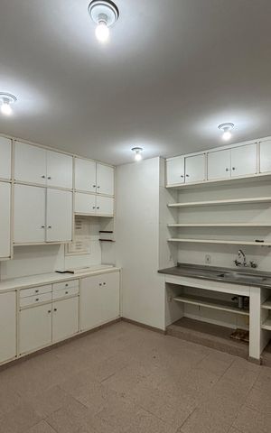 Apartamento à venda com 285m², 4 quartos e 3 vagas Apartamento à venda com 285m², 4 quartos e 3 vagasCozinha