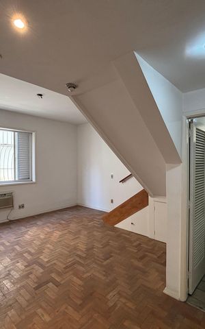 Apartamento à venda com 285m², 4 quartos e 3 vagas Apartamento à venda com 285m², 4 quartos e 3 vagasSuíte 3