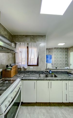 Apartamento à venda com 137m², 3 quartos e 2 vagasCozinha