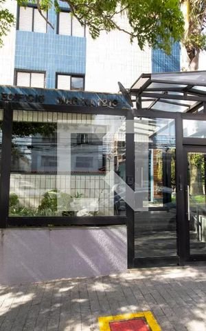 Apartamento à venda com 45m², 2 quartos e 1 vaga Apartamento à venda com 45m², 2 quartos e 1 vagaFachada
