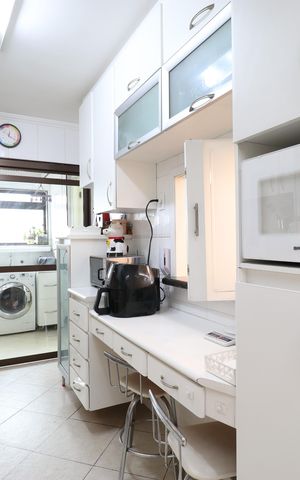 Apartamento à venda com 96m², 3 quartos e 2 vagasCozinha