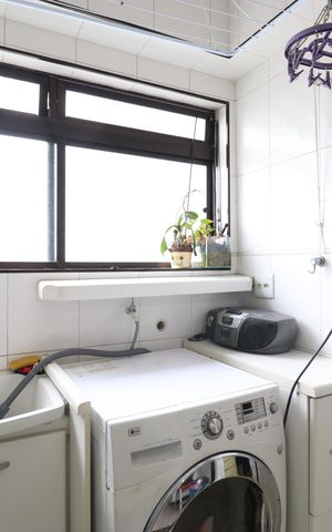 Apartamento à venda com 96m², 3 quartos e 2 vagasÁrea e quarto de Serviço