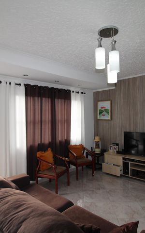 Casa à venda com 262m², 3 quartos e 1 vagaCasa 2 - Sala