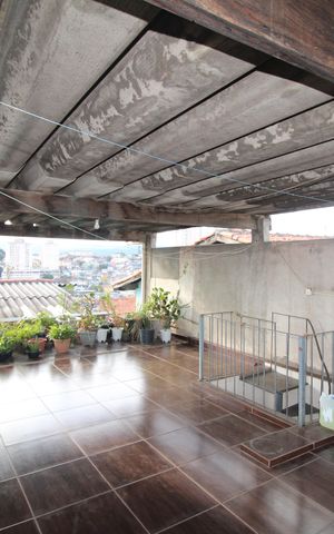 Casa à venda com 262m², 3 quartos e 1 vagaCasa 2 - Área de Serviço
