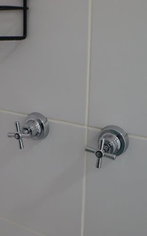 Apartamento à venda com 60m², 2 quartos e 1 vaga Apartamento à venda com 60m², 2 quartos e 1 vagaBanheiro da Suíte