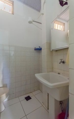 Casa para alugar com 218m², 5 quartos e 1 vaga Casa para alugar com 218m², 5 quartos e 1 vagaBanheiro da Suíte 1