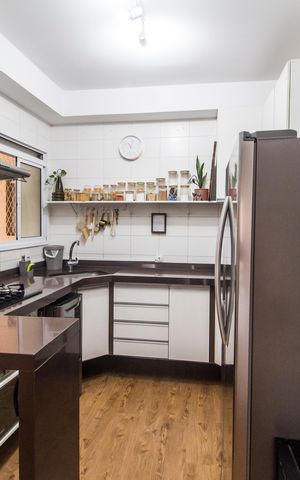 Apartamento à venda com 105m², 3 quartos e 2 vagasCozinha