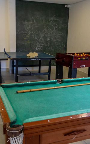 Apartamento à venda com 50m², 2 quartos e 1 vaga Apartamento à venda com 50m², 2 quartos e 1 vagaÁrea comum - Salão de jogos
