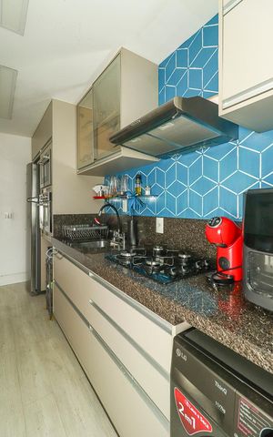 Apartamento à venda com 93m², 3 quartos e 2 vagasCozinha e Área de Serviço