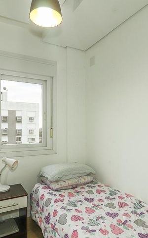 Apartamento à venda com 93m², 3 quartos e 2 vagasQuarto 4