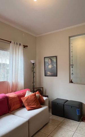 Casa à venda com 124m², 2 quartos e 1 vaga Casa à venda com 124m², 2 quartos e 1 vagaSala