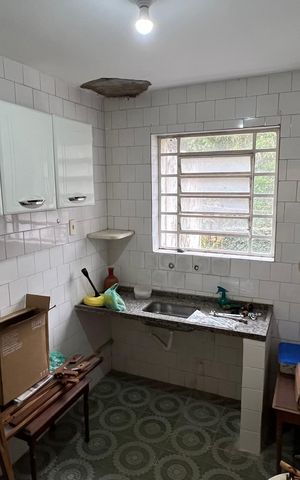 Casa à venda com 124m², 2 quartos e 1 vaga Casa à venda com 124m², 2 quartos e 1 vagaCozinha da Edícula