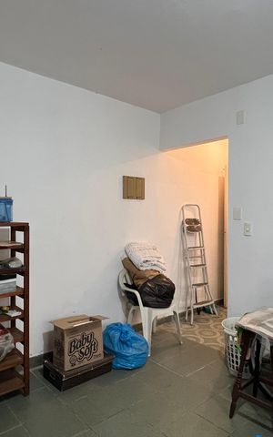Casa à venda com 124m², 2 quartos e 1 vaga Casa à venda com 124m², 2 quartos e 1 vagaEdícula