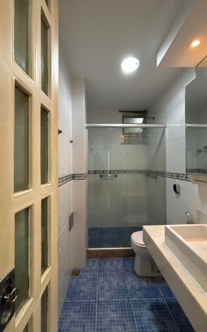 Apartamento à venda com 75m², 3 quartos e sem vaga Apartamento à venda com 75m², 3 quartos e sem vagaBanheiro social