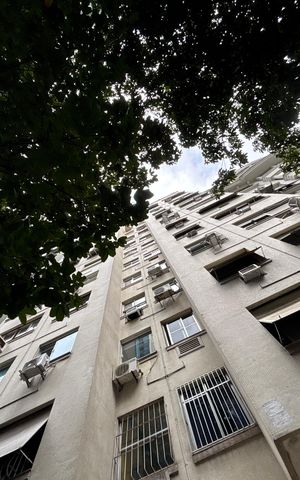 Apartamento à venda com 75m², 3 quartos e sem vaga Apartamento à venda com 75m², 3 quartos e sem vagaFachada