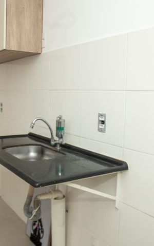 Apartamento à venda com 34m², 2 quartos e sem vaga Apartamento à venda com 34m², 2 quartos e sem vagaCozinha e Área de Serviço