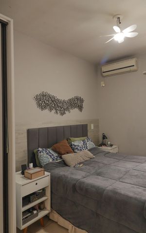 Casa de condomínio à venda com 130m², 3 quartos e 2 vagas Casa de condomínio à venda com 130m², 3 quartos e 2 vagasSuíte