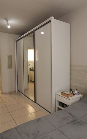 Casa de condomínio à venda com 130m², 3 quartos e 2 vagas Casa de condomínio à venda com 130m², 3 quartos e 2 vagasSuíte
