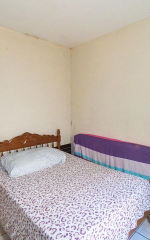 Casa à venda com 250m², 3 quartos e 2 vagas Casa à venda com 250m², 3 quartos e 2 vagasQuarto 2