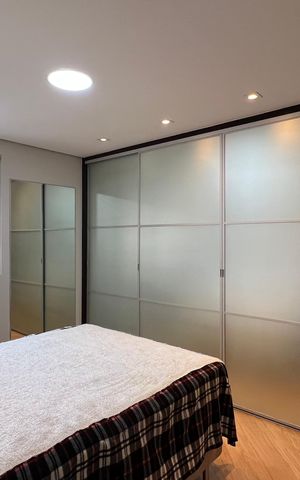 Apartamento à venda com 140m², 3 quartos e 2 vagas Apartamento à venda com 140m², 3 quartos e 2 vagasSuite