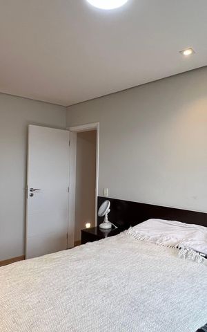 Apartamento à venda com 140m², 3 quartos e 2 vagas Apartamento à venda com 140m², 3 quartos e 2 vagasSuite