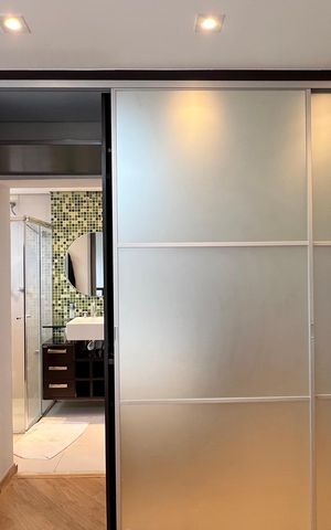 Apartamento à venda com 140m², 3 quartos e 2 vagas Apartamento à venda com 140m², 3 quartos e 2 vagasSuite