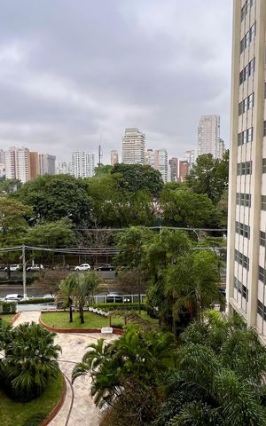 Apartamento à venda com 140m², 3 quartos e 2 vagas Apartamento à venda com 140m², 3 quartos e 2 vagasVista da Sala