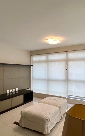 Apartamento à venda com 140m², 3 quartos e 2 vagas Apartamento à venda com 140m², 3 quartos e 2 vagasSala