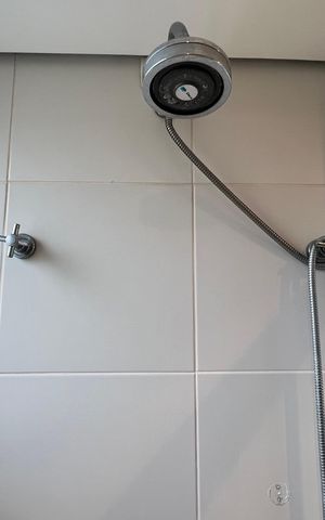Apartamento à venda com 140m², 3 quartos e 2 vagas Apartamento à venda com 140m², 3 quartos e 2 vagasBanheiro da Suíte