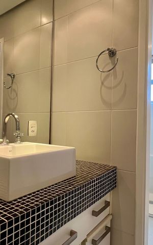 Apartamento à venda com 140m², 3 quartos e 2 vagas Apartamento à venda com 140m², 3 quartos e 2 vagasBanheiro