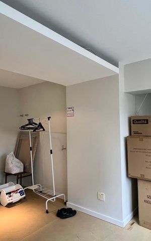 Apartamento à venda com 140m², 3 quartos e 2 vagas Apartamento à venda com 140m², 3 quartos e 2 vagasÁrea de Serviço