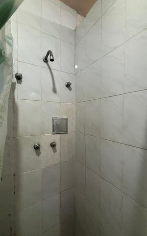 Apartamento à venda com 130m², 4 quartos e sem vaga Apartamento à venda com 130m², 4 quartos e sem vagaBanheiro da Suíte