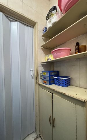 Apartamento à venda com 130m², 4 quartos e sem vaga Apartamento à venda com 130m², 4 quartos e sem vagaBanheiro social