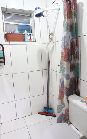 Casa à venda com 57m², 2 quartos e sem vagaBanheiro