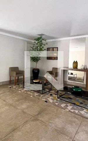 Apartamento à venda com 80m², 2 quartos e 1 vaga Apartamento à venda com 80m², 2 quartos e 1 vagaHall social