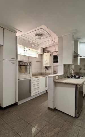Apartamento à venda com 80m², 2 quartos e 1 vaga Apartamento à venda com 80m², 2 quartos e 1 vagaCozinha