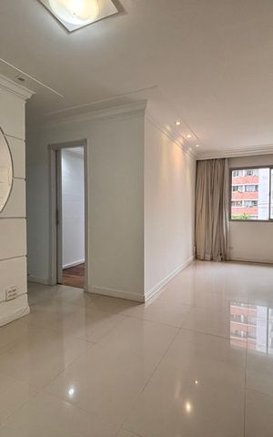 Apartamento à venda com 80m², 2 quartos e 1 vaga Apartamento à venda com 80m², 2 quartos e 1 vagaSala