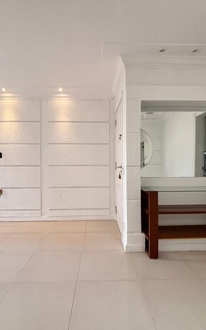 Apartamento à venda com 80m², 2 quartos e 1 vaga Apartamento à venda com 80m², 2 quartos e 1 vagaSala